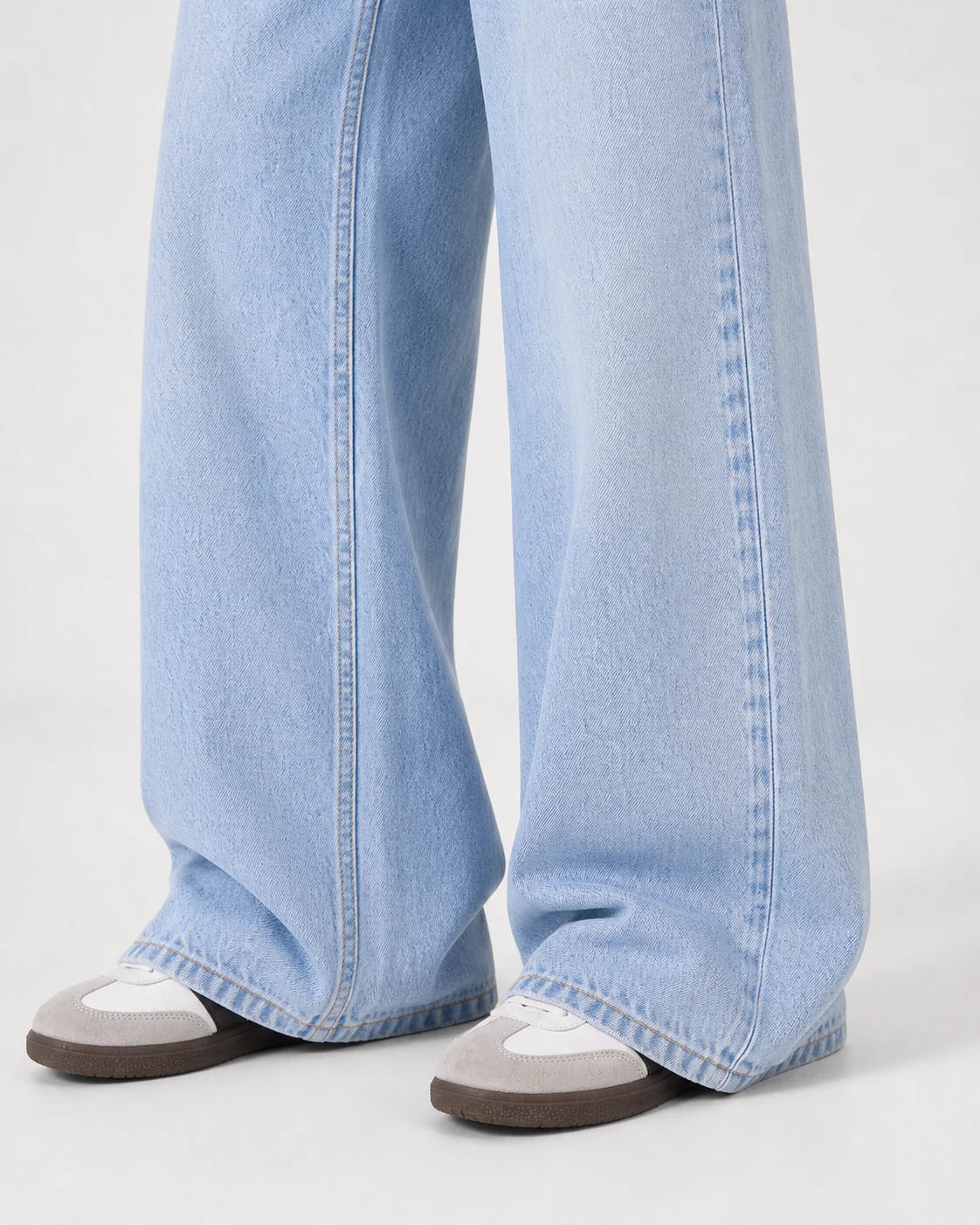 Low Waist Wide Leg – Baby Blue