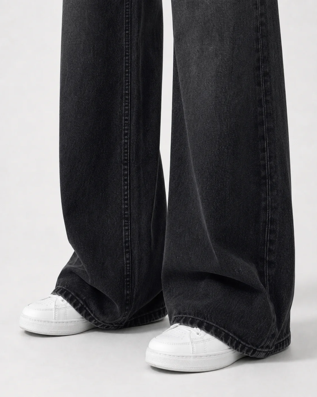 Low Waist Wide Leg – Washed Black